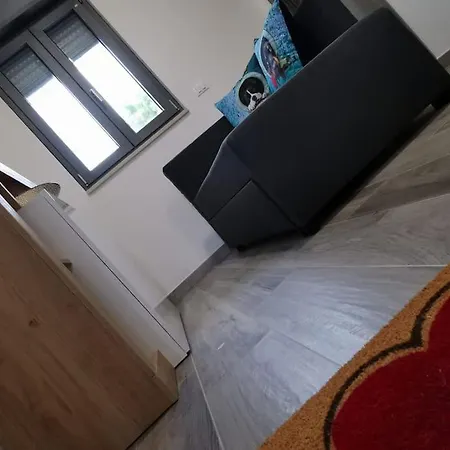 Il Giardino Di Alessandra Ταράντο