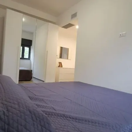 Il Giardino Di Alessandra Ταράντο