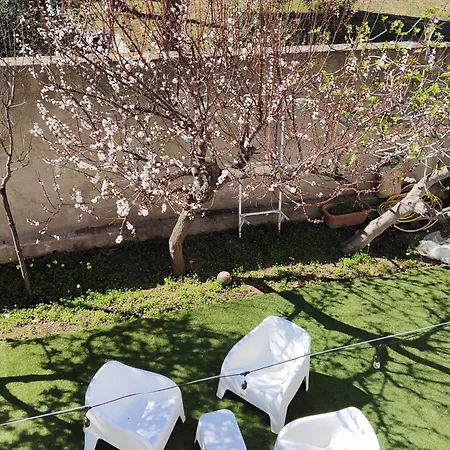 Πανσιόν Il Giardino Di Alessandra Ταράντο